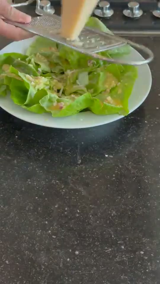Butterhead Lettuce Dressing