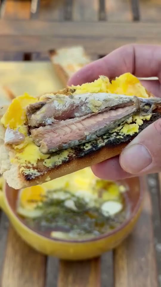 Fire-Cooked Egg Yolk Toast with Mackerel