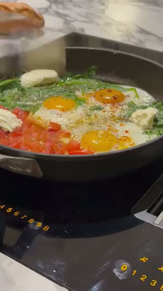Turkish Eggs with Greek Yoghurt