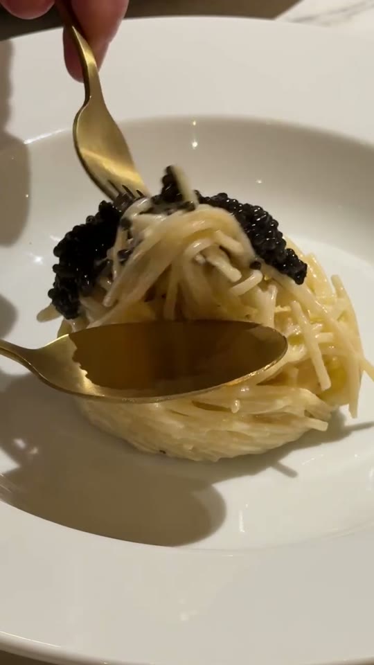 Spaghetti with Cream, White Wine, Lemon Zest, and Caviar