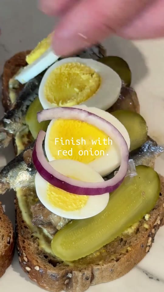 Maurice's Summer Sardine Sandwich