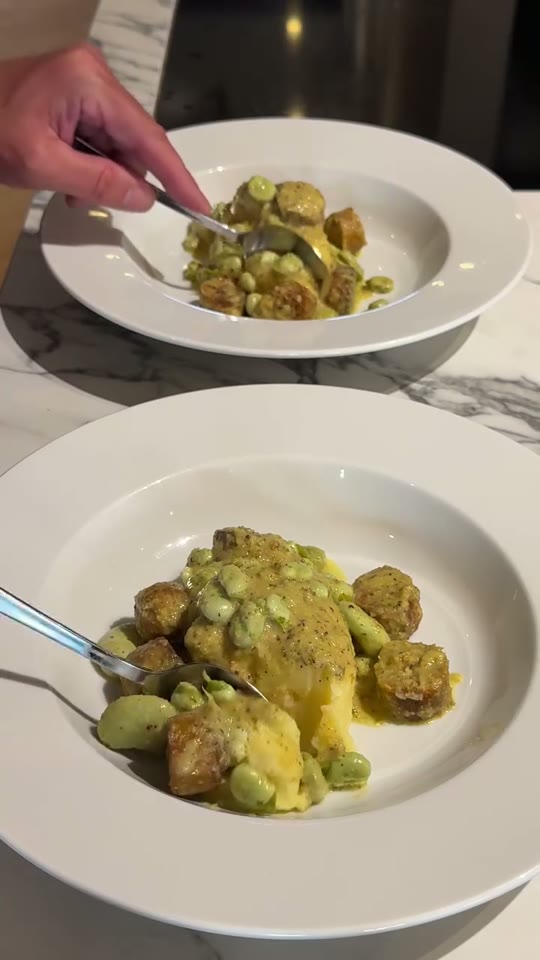 Vega Sausages with Broad Bean Sauce on Mashed Potatoes