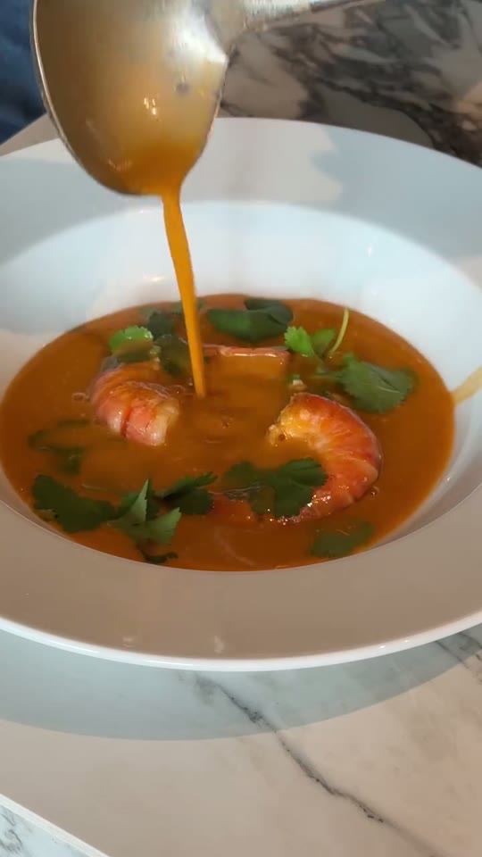 Champagne Prawn Bisque