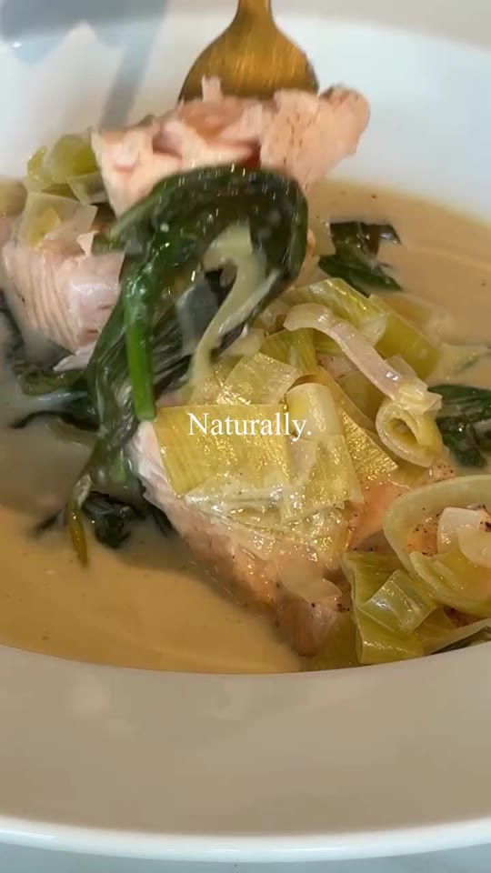 Steamed Salmon with Leek, Spring Onion, and Baby Spinach in Creamy White Wine Sauce